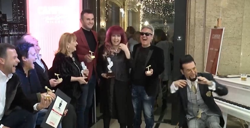 Братя Аргирови и Богдана Карадочева взеха награди от конкурса Певец